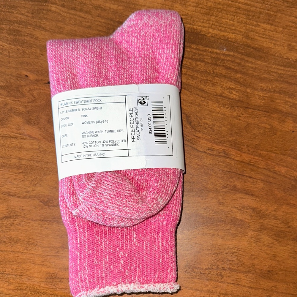 Free People American Trench Rose Sweatshirt Crew Socks NWT - Picture 6 of 9